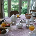 Manoir De Bois En *