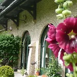Manoir De Bois En
