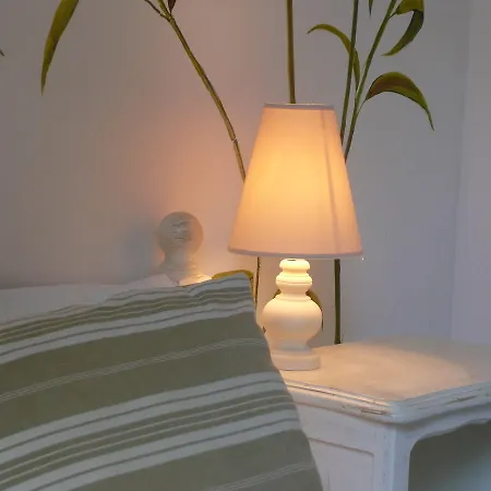 Manoir De Bois En לינה וארוחת בוקר Ardres