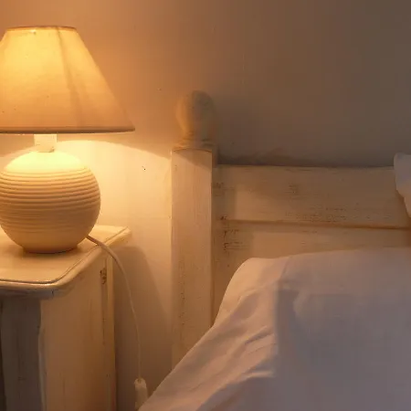 לינה וארוחת בוקר Manoir De Bois En