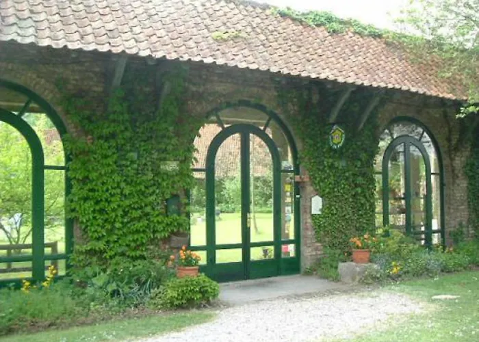 Couette-café Manoir De Bois En *