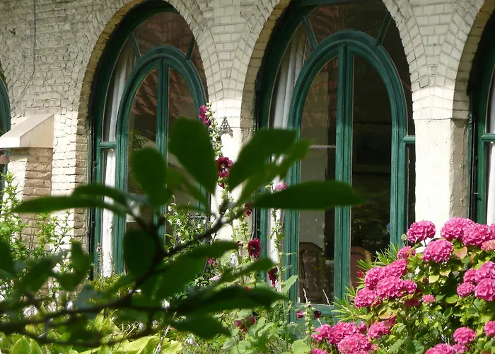 Manoir De Bois En Ardres